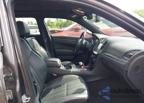 2014 Chrysler 300 S из США, поврежденный, VIN 2C3CCABGXEH375177